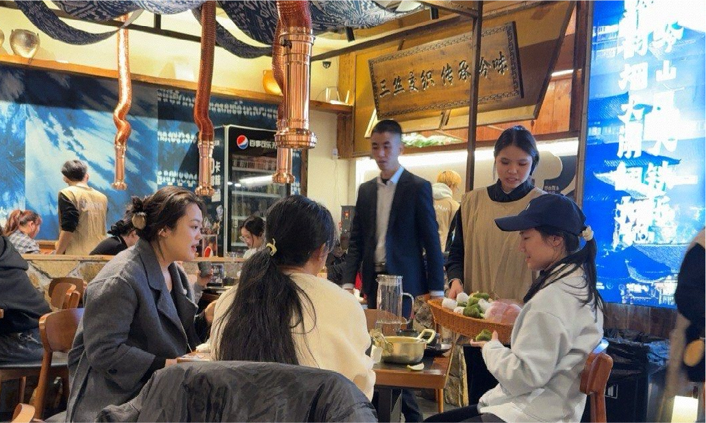 野三丝门店排队照片5